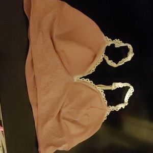 Victoria secret bra, worn once, super cute!